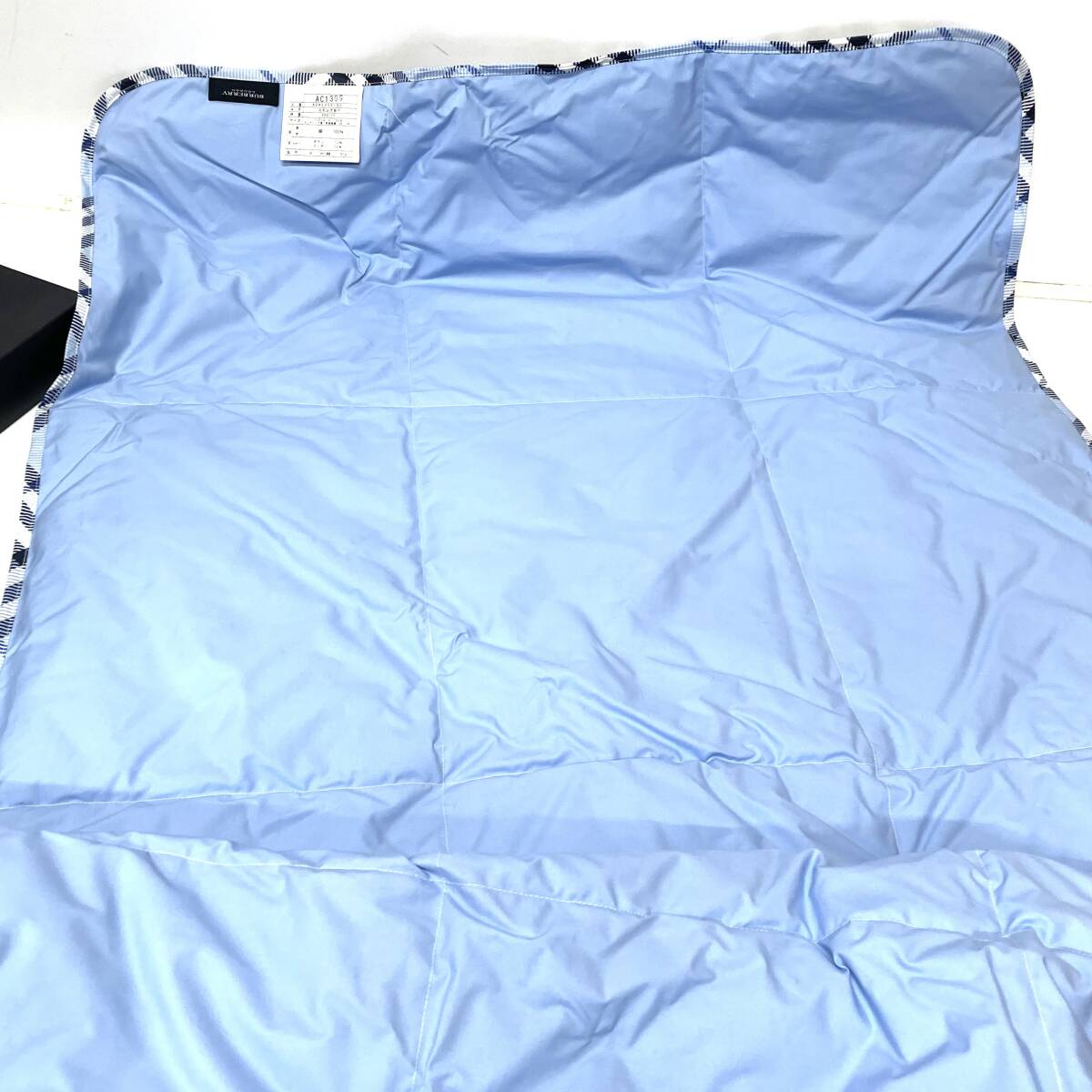 激レア 廃盤品 BURBERRY/バーバリー 正規品 未使用/羽毛ひざ掛け 膝掛け ダウン ノバチェック 西川産業シミ無し* 美品♪箱無し発送可_画像6