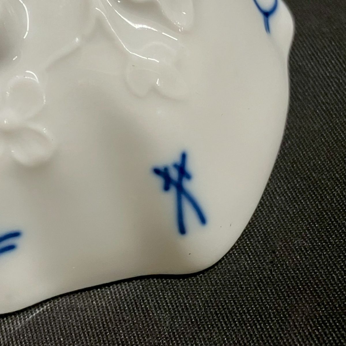 CKM021H Meissen Meissen голубой oni on открытый shuga- лист type тарелка leaf тарелка керамика голубой × оттенок белого 