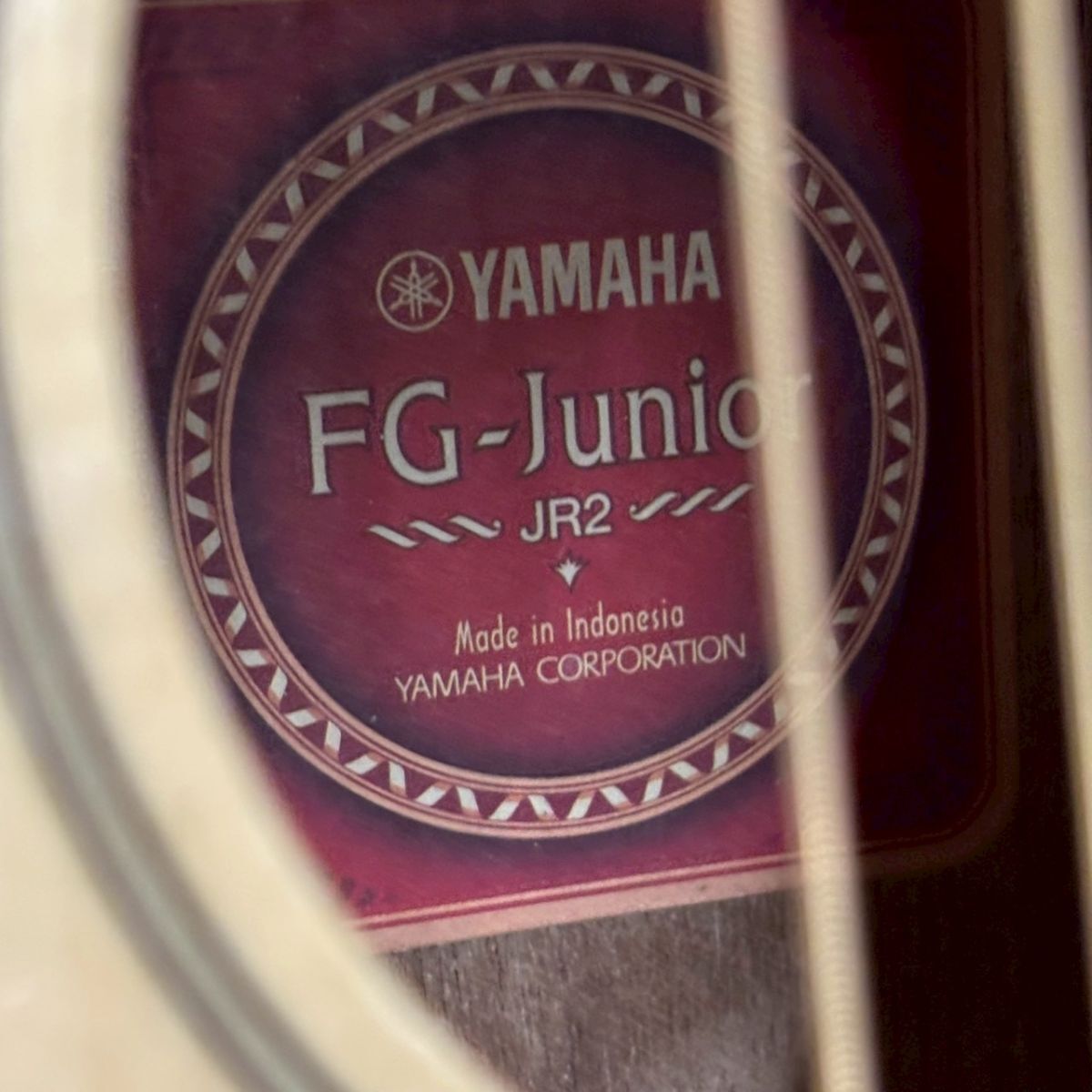 AKK604H YAMAHA Yamaha FG-Junior JR2 Mini акустическая гитара струнные инструменты оттенок коричневого мягкий чехол имеется 