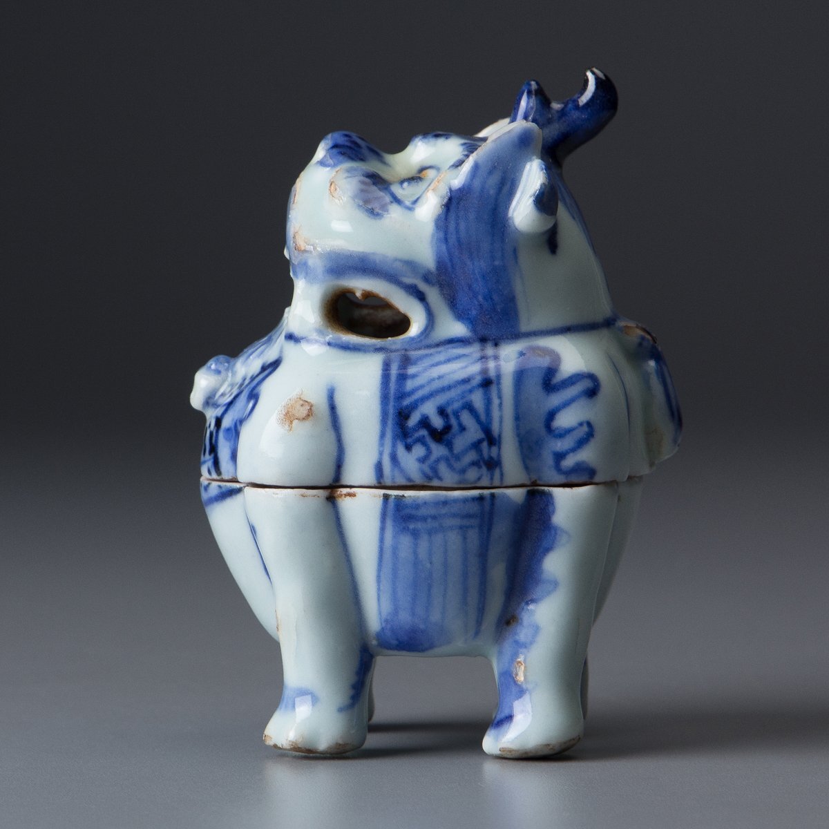 【五】古染付 青花獅子香炉 明末-清初 箱付_画像4