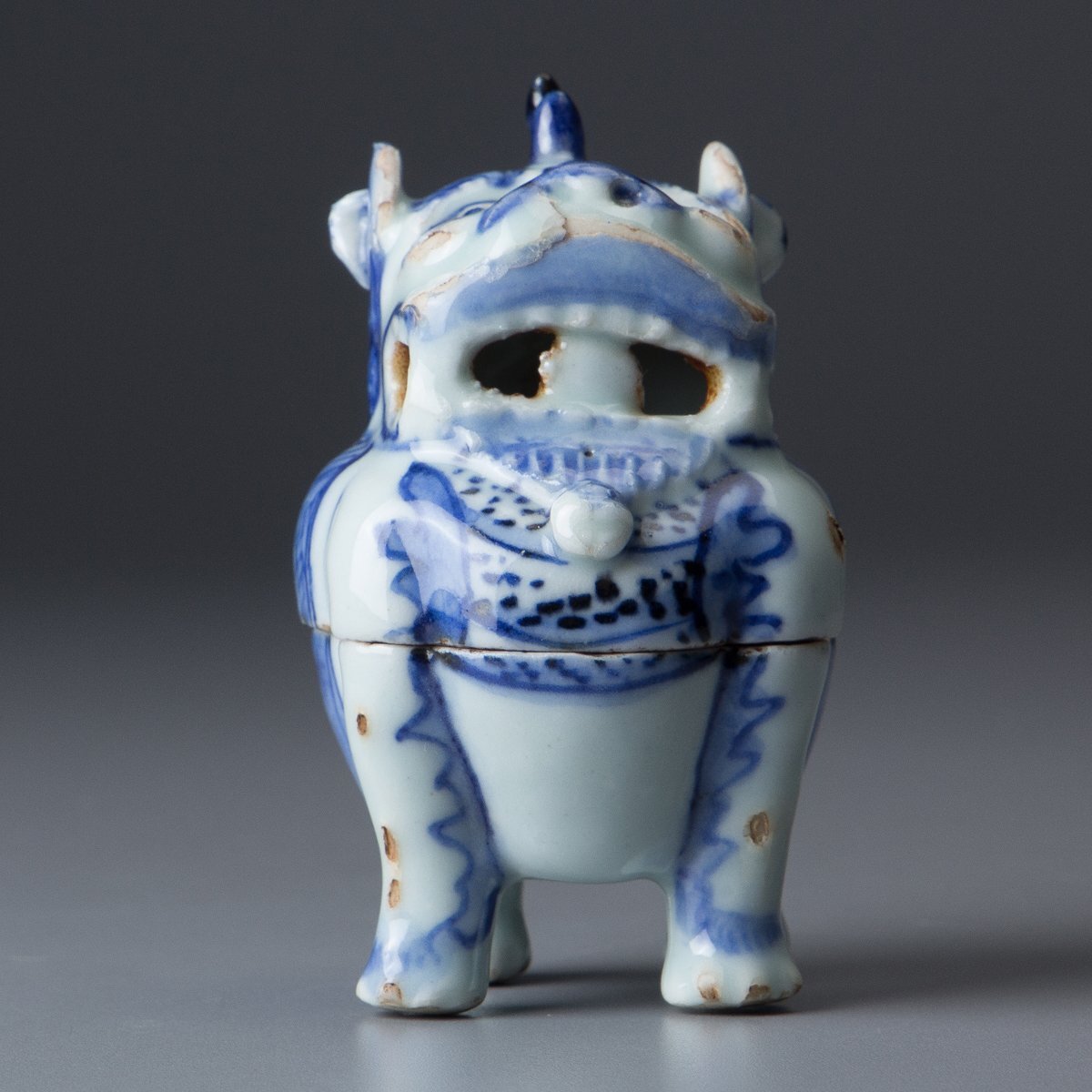 【五】古染付 青花獅子香炉 明末-清初 箱付_画像2