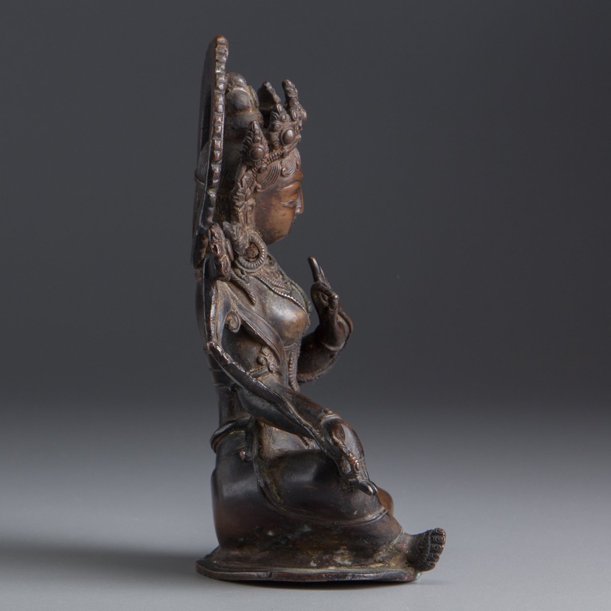【五】銅造チベット観音菩薩坐像_画像3