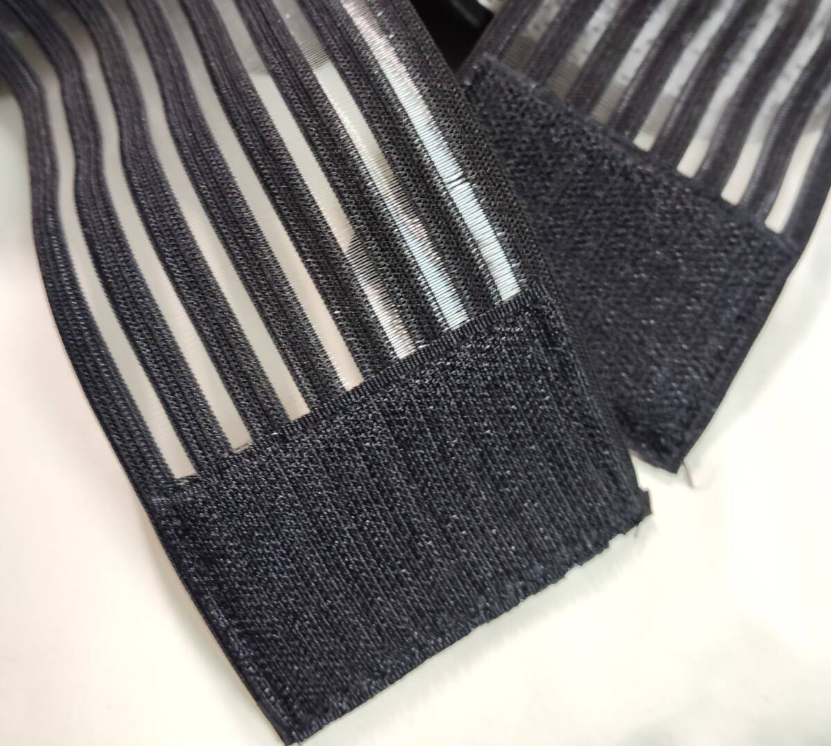 内海産業　腰サポーター　しっかり支える　腰痛対策　_画像4