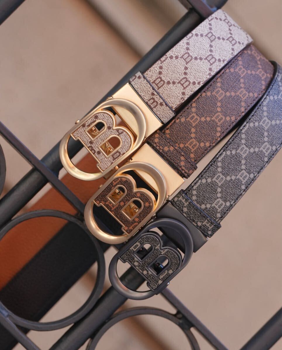 【正規品】ベリンダ BELINDA モノグラムラグジュアリーベルト モデル着用 完売品 希少 ベージュ ゴールド 金色 人気 完売_画像5