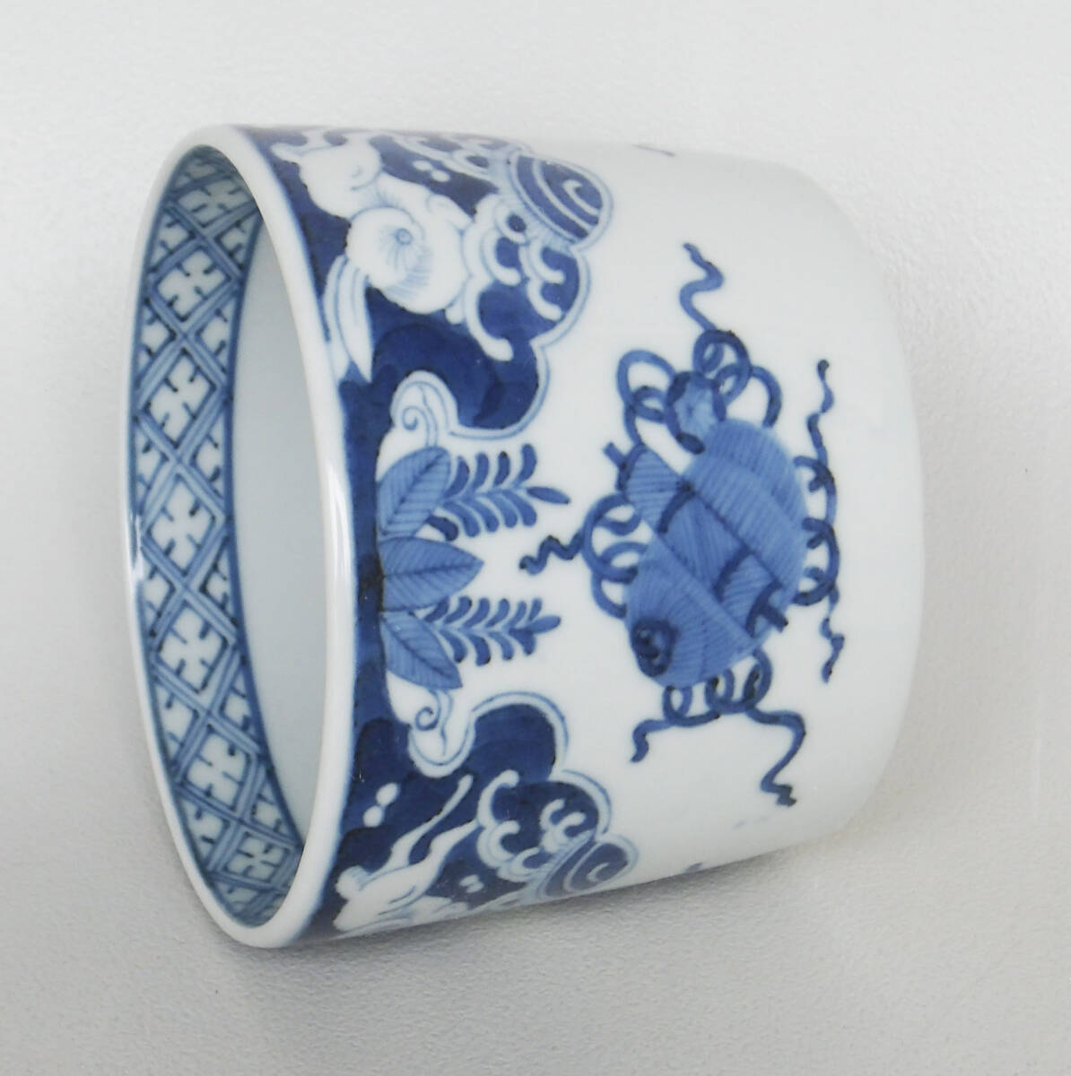 染付　宝尽文　波兎の図　大振り蕎麦猪口_画像5