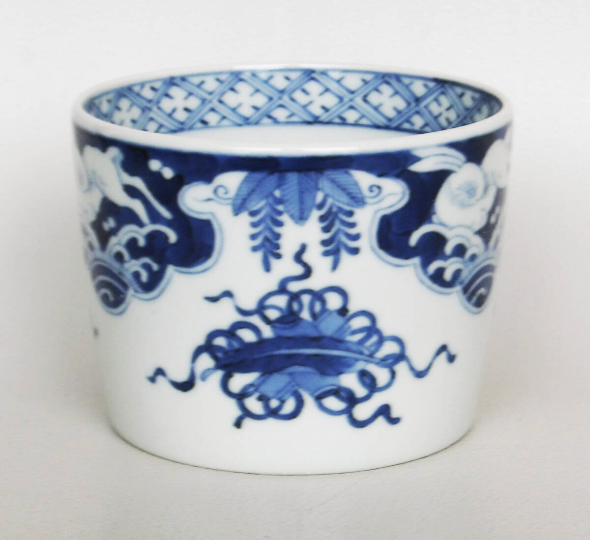 染付　宝尽文　波兎の図　大振り蕎麦猪口_画像4