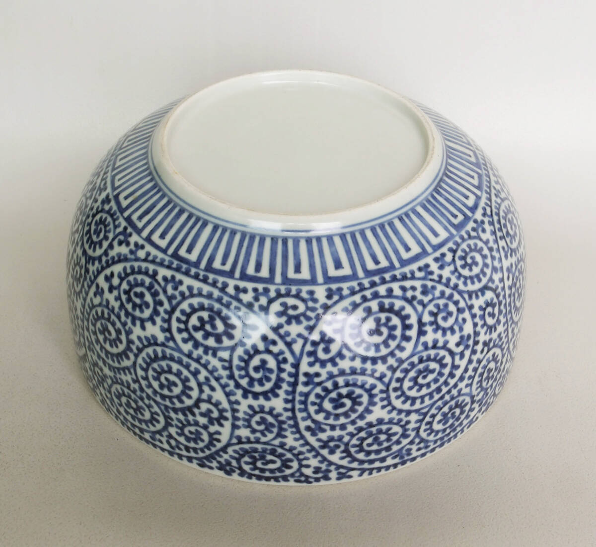 染付　蛸唐草の図　大鉢_画像5