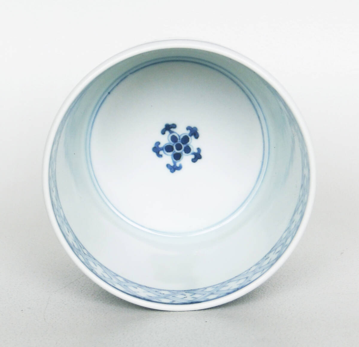 染付　宝尽文　波兎の図　大振り蕎麦猪口_画像8