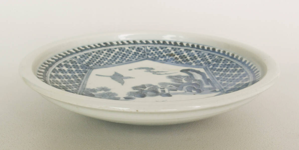 染付　風景と鳥の図　中皿_画像4
