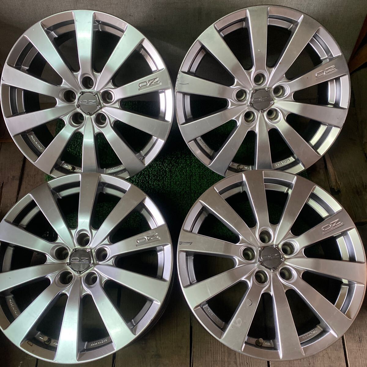 OZホイール ボルボ プジョー シトロエン 17インチ 17×7J+40 PCD;108-5H ハブ75mm 沖縄離島発送不可 _画像1