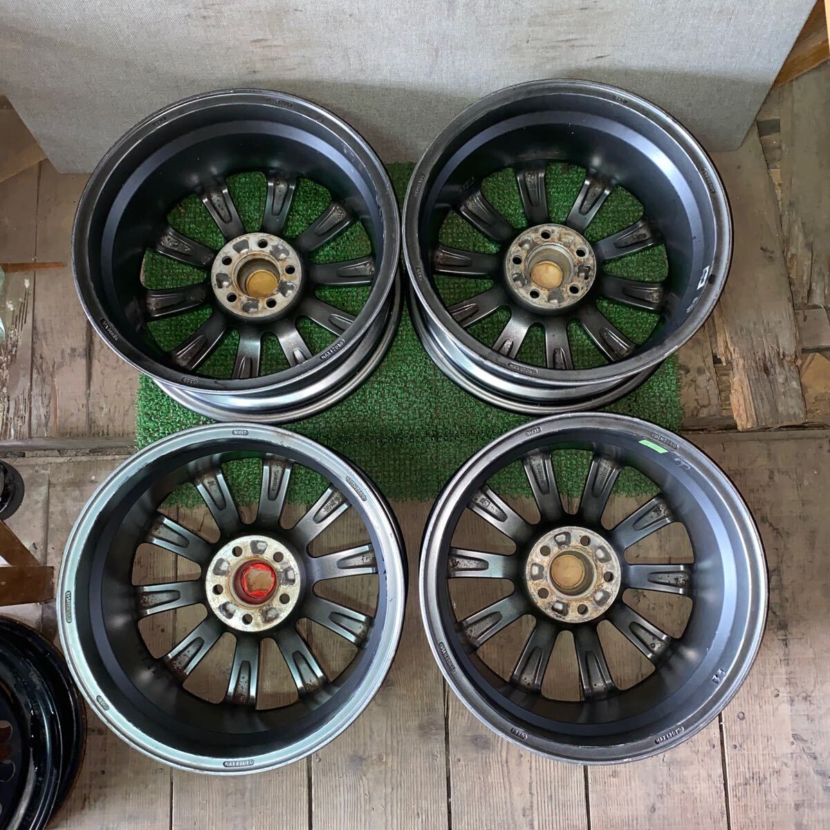 OZホイール ボルボ プジョー シトロエン 17インチ 17×7J+40 PCD;108-5H ハブ75mm 沖縄離島発送不可 _画像10