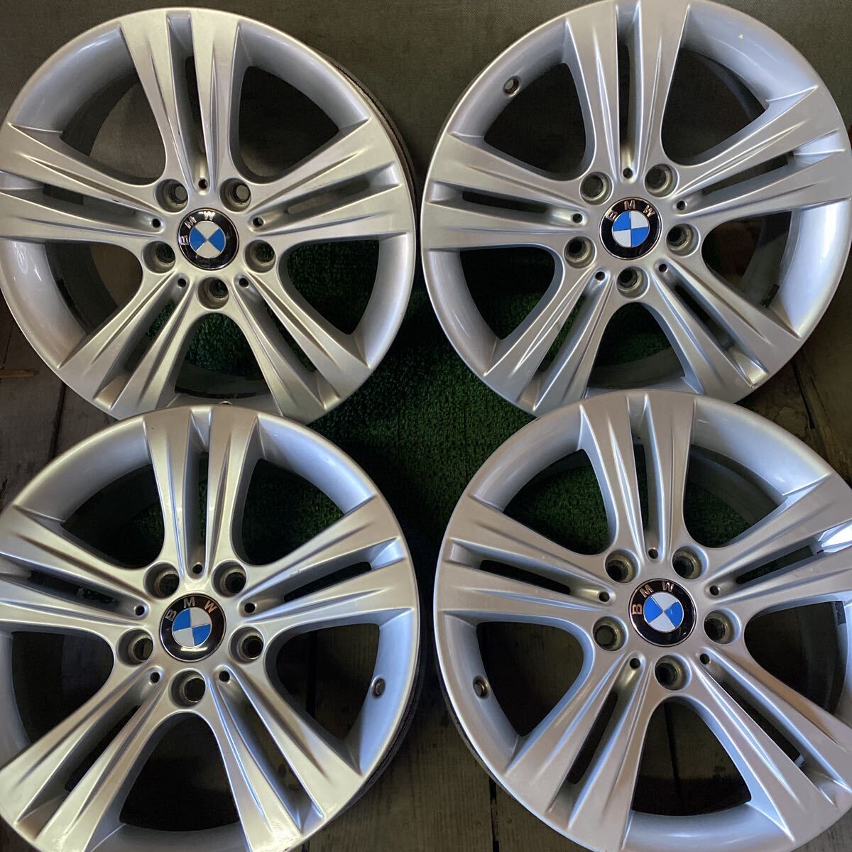 BMW純正ホイール 3シリーズ 17インチ 17×7.5J+37 PCD;120-5H ハブ72mm 沖縄離島発送不可 _画像1