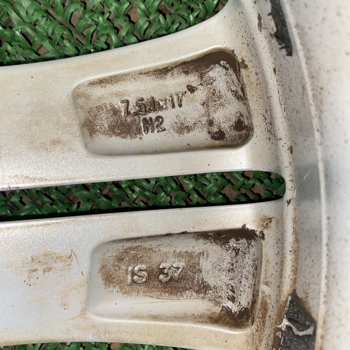 BMW純正ホイール 3シリーズ 17インチ 17×7.5J+37 PCD;120-5H ハブ72mm 沖縄離島発送不可 _画像8