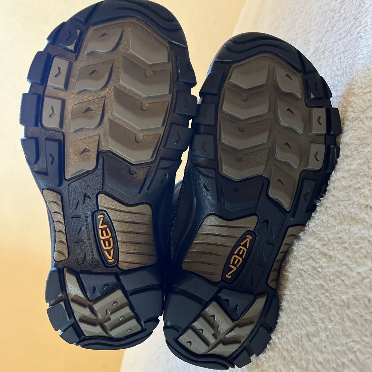 Keen キーン ウィンターポート スノーハイカットブーツ　24cm 防寒　カラー：ネイビー/ブラック_画像9