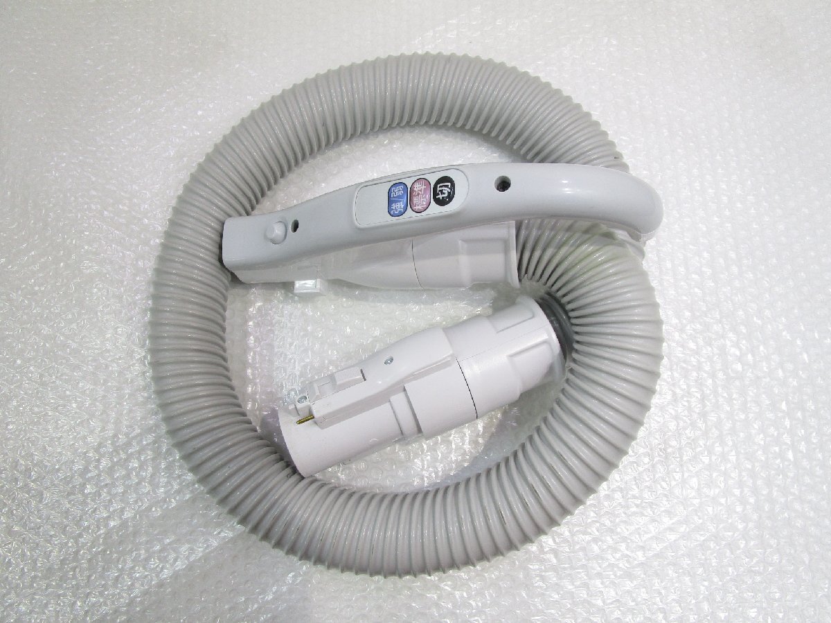 ◎HITACHI 日立 紙パック式クリーナー 掃除機 ハイパワー CV-VBK71 2023年製 ｗ111414_画像6