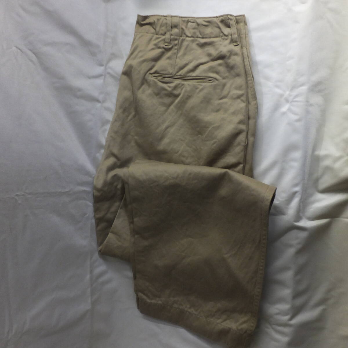 “バズリクソンズ”・M43036 U・１９４２年型ミリタリーチノパンツ・大戦モデル・メイドインJapan！_画像2
