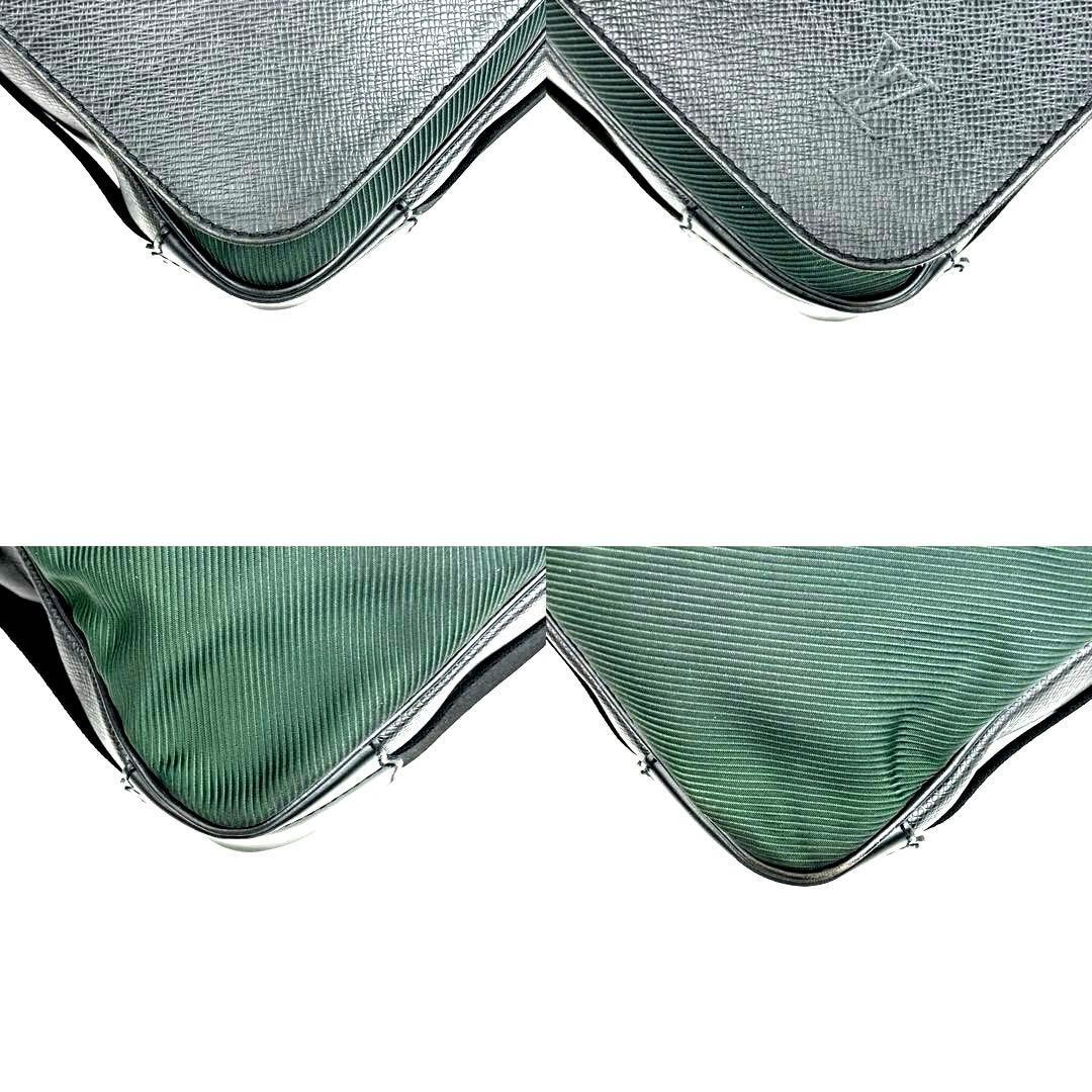 美品■Louis Vuitton ルイヴィトン ヴィクトール タイガ LV M30144 SP0012 ショルダーバッグ クロスボディ 肩掛け 斜め掛け 革 黒 男女兼用_画像6