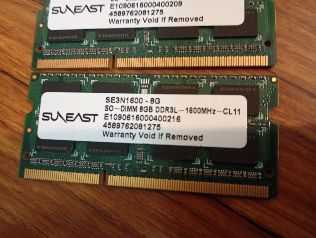 1/5 旭東 SunEast 【低電圧】 合計16GB（8GB×2枚)　PC3L-12800S　chip1行のみ(ほぼ空欄)。エラー銭クラスのレア_画像3