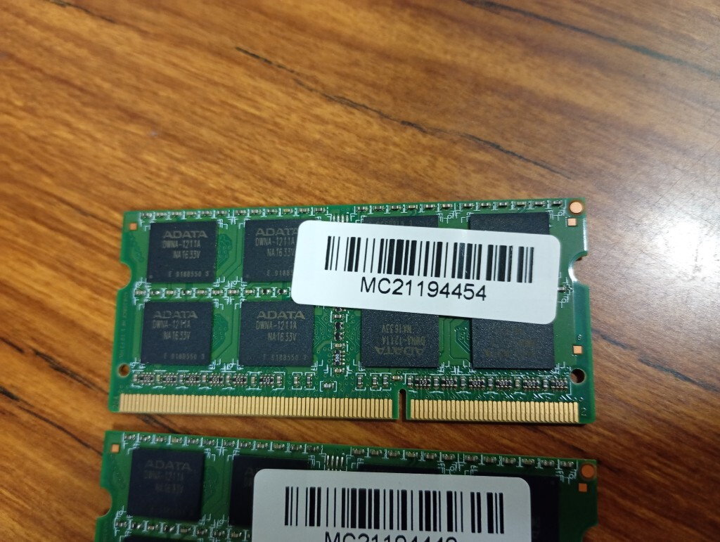 ADATA 白 【低電圧】 合計16GB（8GB×2枚)　PC3L-12800S　マウスコンピュータを退職のペア　送料無料_画像5