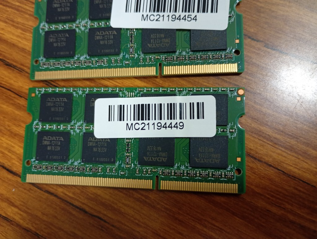 ADATA 白 【低電圧】 合計16GB（8GB×2枚)　PC3L-12800S　マウスコンピュータを退職のペア　送料無料_画像6