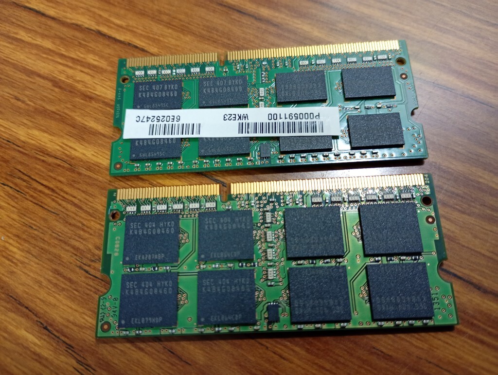 Samsung 【低電圧】 合計16GB（8GB×2枚)　PC3L-12800S　不揃いペア　1408-1404　送料無料_画像4