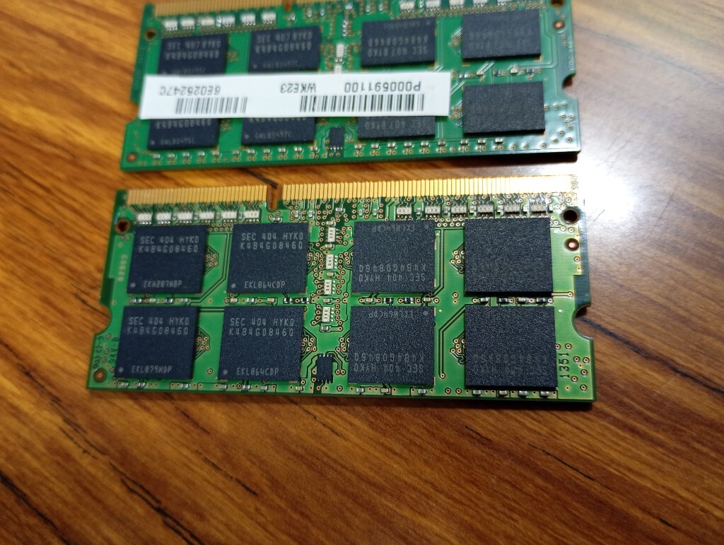 Samsung 【低電圧】 合計16GB（8GB×2枚)　PC3L-12800S　不揃いペア　1408-1404　送料無料_画像6
