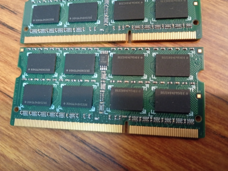 1/5 旭東 SunEast 【低電圧】 合計16GB（8GB×2枚)　PC3L-12800S　chip1行のみ(ほぼ空欄)。エラー銭クラスのレア_画像6