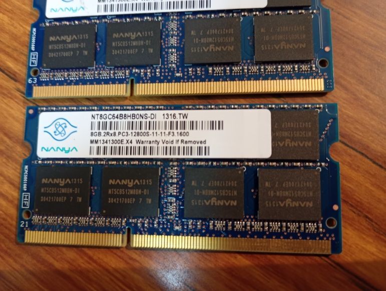■【1.5v】 合計16GB（8GB×2枚)　PC3-12800S　■台湾 NANYA純正　類■② 1316_画像3