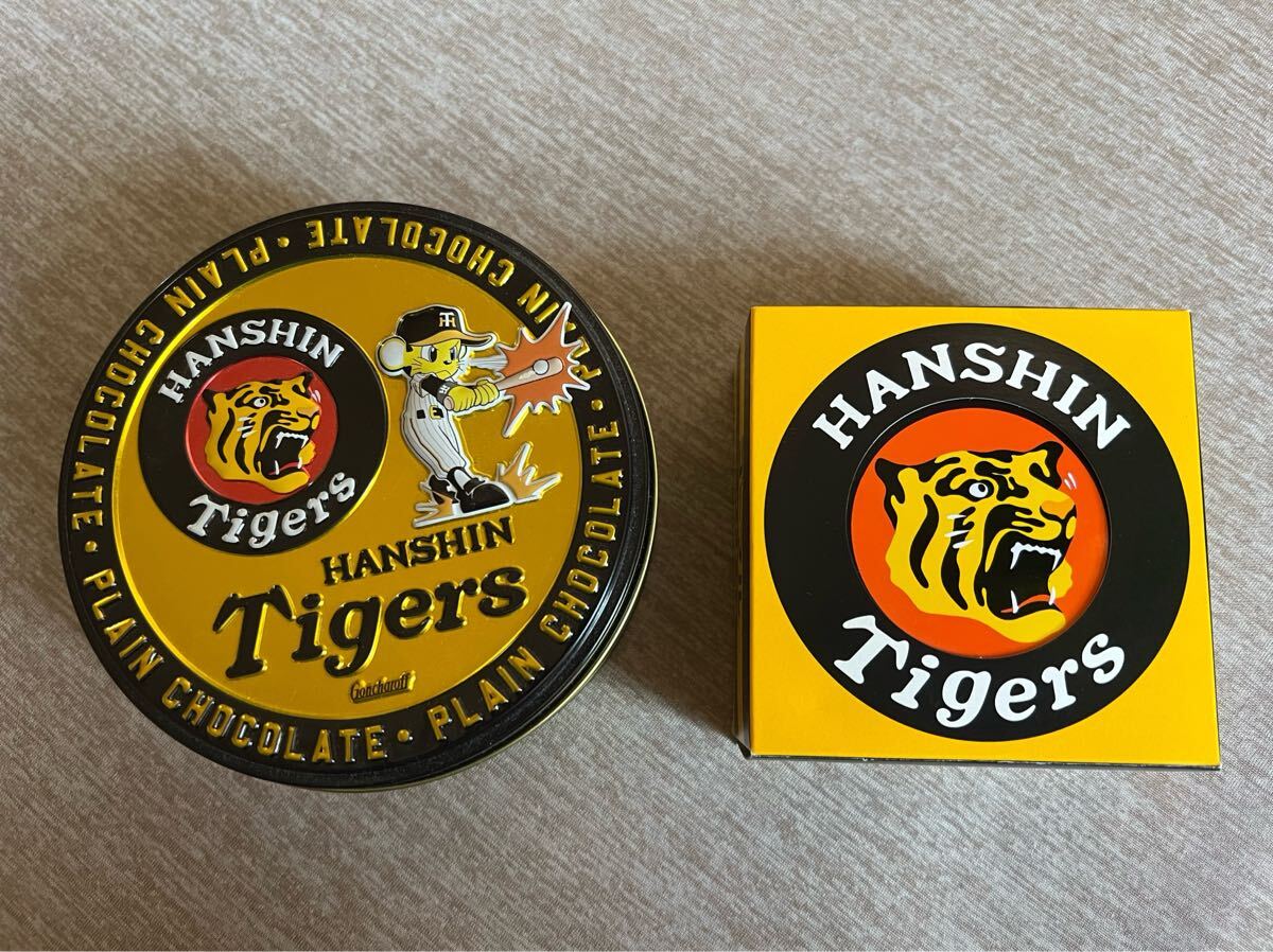 阪神タイガース　神戸月堂ミニゴーフル　ゴンチャロフ製菓　空き缶セット 神戸風月堂 空き缶_画像1