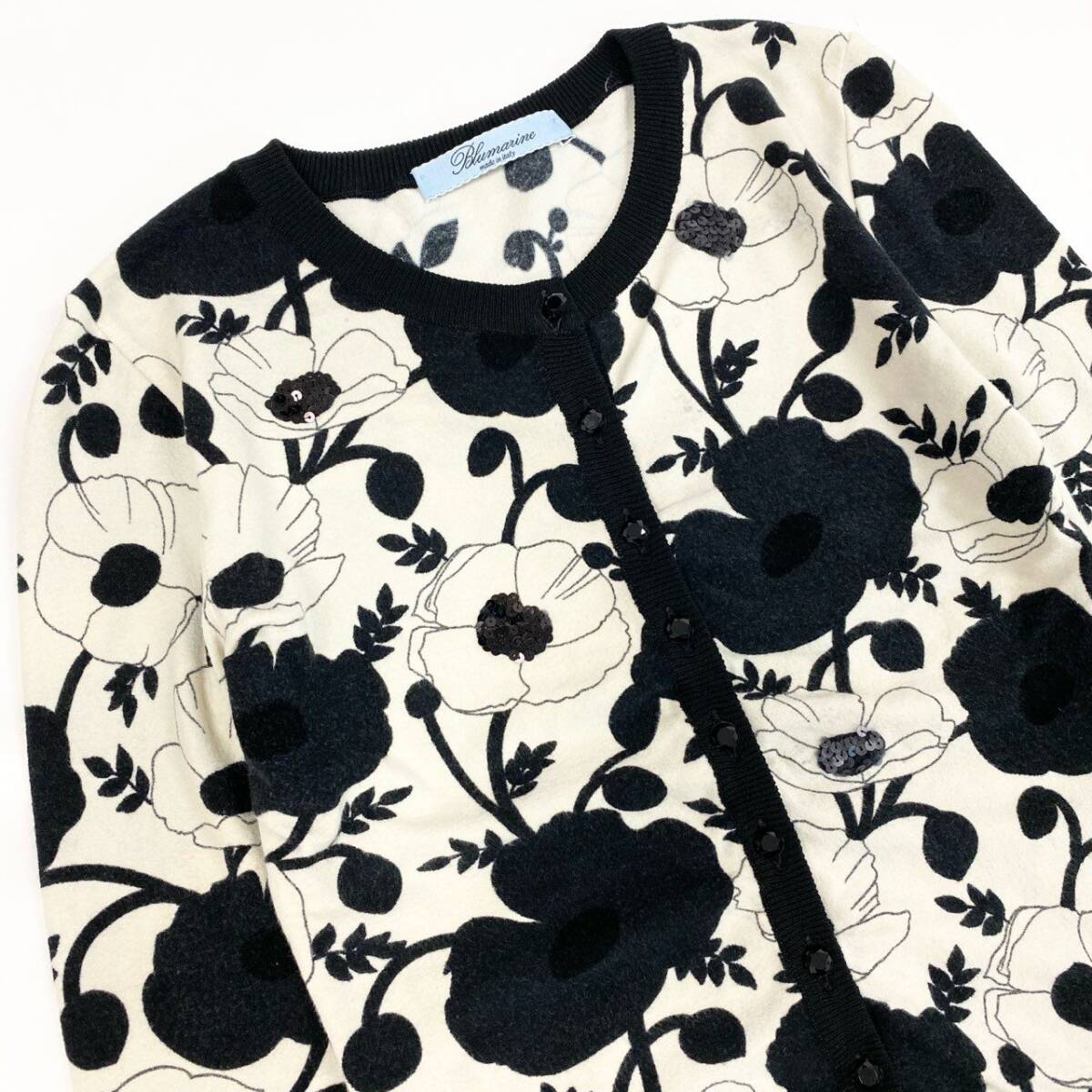 31k2 Blumarine ブルマリン イタリア製 長袖ニットカーディガン 花柄プリント ビジュー スパンコール 38 ホワイト ブラック レディースo07t_画像3