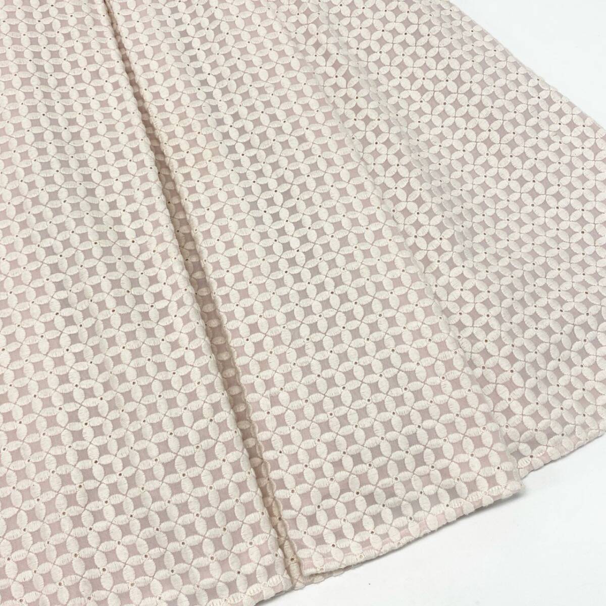 47k5 TOCCA トッカ CLOVER クローバードレス ノースリーブワンピース 総柄 刺繍 ウエストリボン OPTOYM0250 0 ピンク オフホワイトo07t_画像5