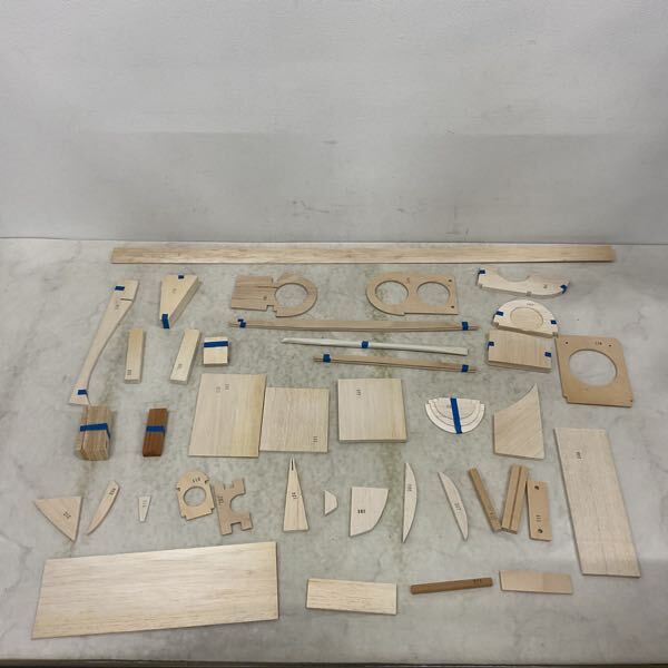 1 иен ~ Junk D.B. SPORT & SCALE MOTH 40 BIPLANE