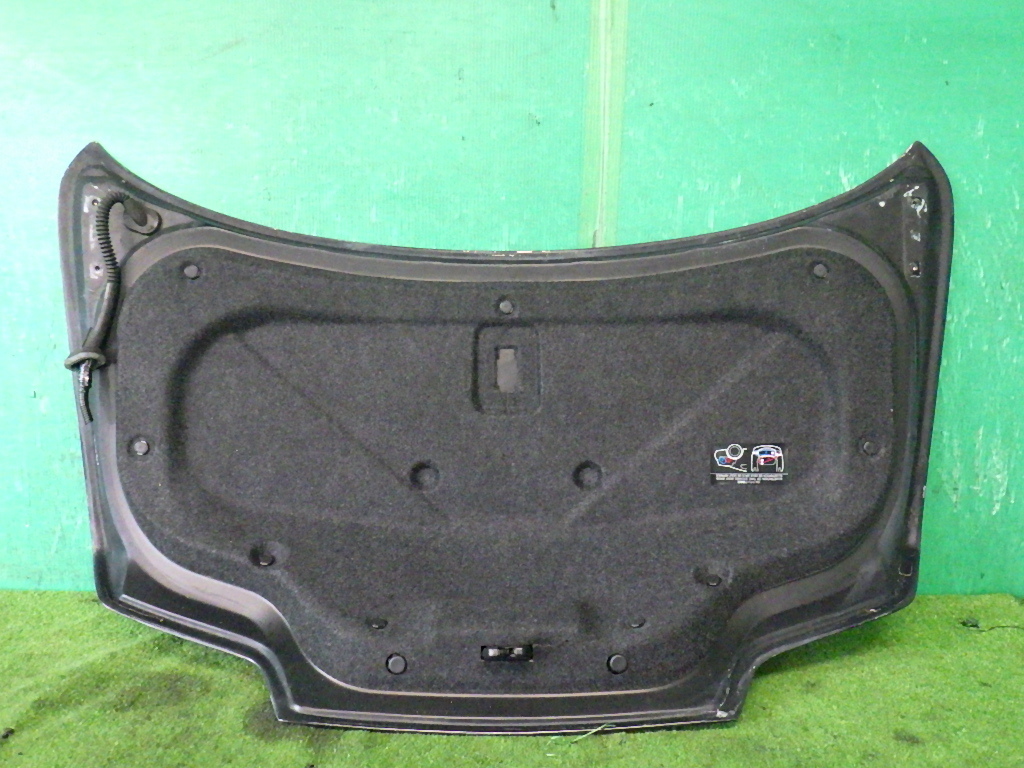 スカイライン クーペ[CPV35 後期]社外カーボン トランク リッドパネル_画像9