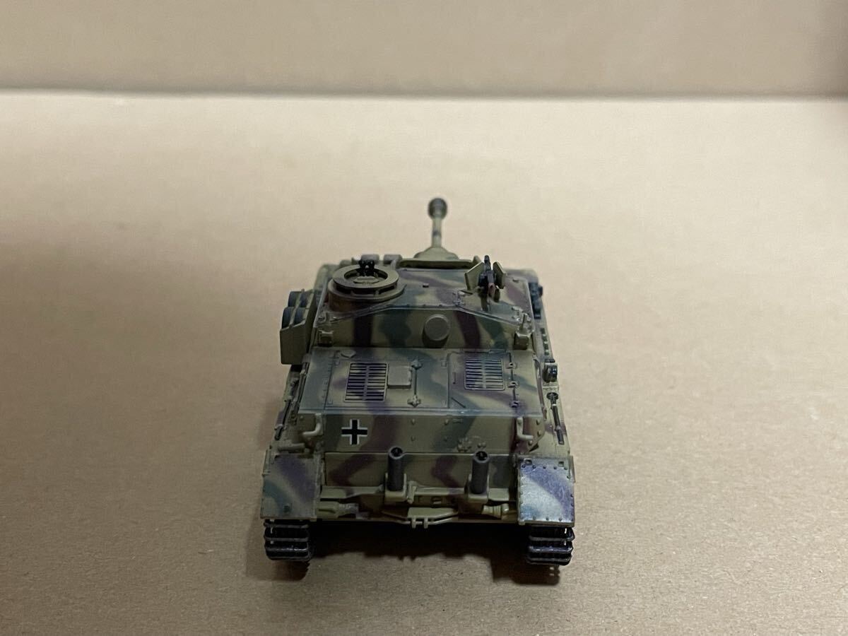 現状品 Sd.Kfz.167 4号突撃砲 Stug.IV 後期型 アルザス 1945年1月 完成品 1/72 ドラゴンアーマー No.60117 送料無料_画像4