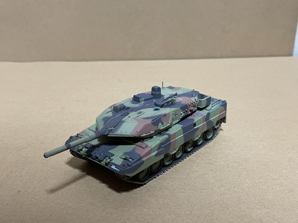 現状品・付録のみ IXO コンバットタンクコレクション 4号 (レオパルト2A5(コソヴォ2000年)) [分冊百科] 1/72スケール完成品 送料無料_画像1