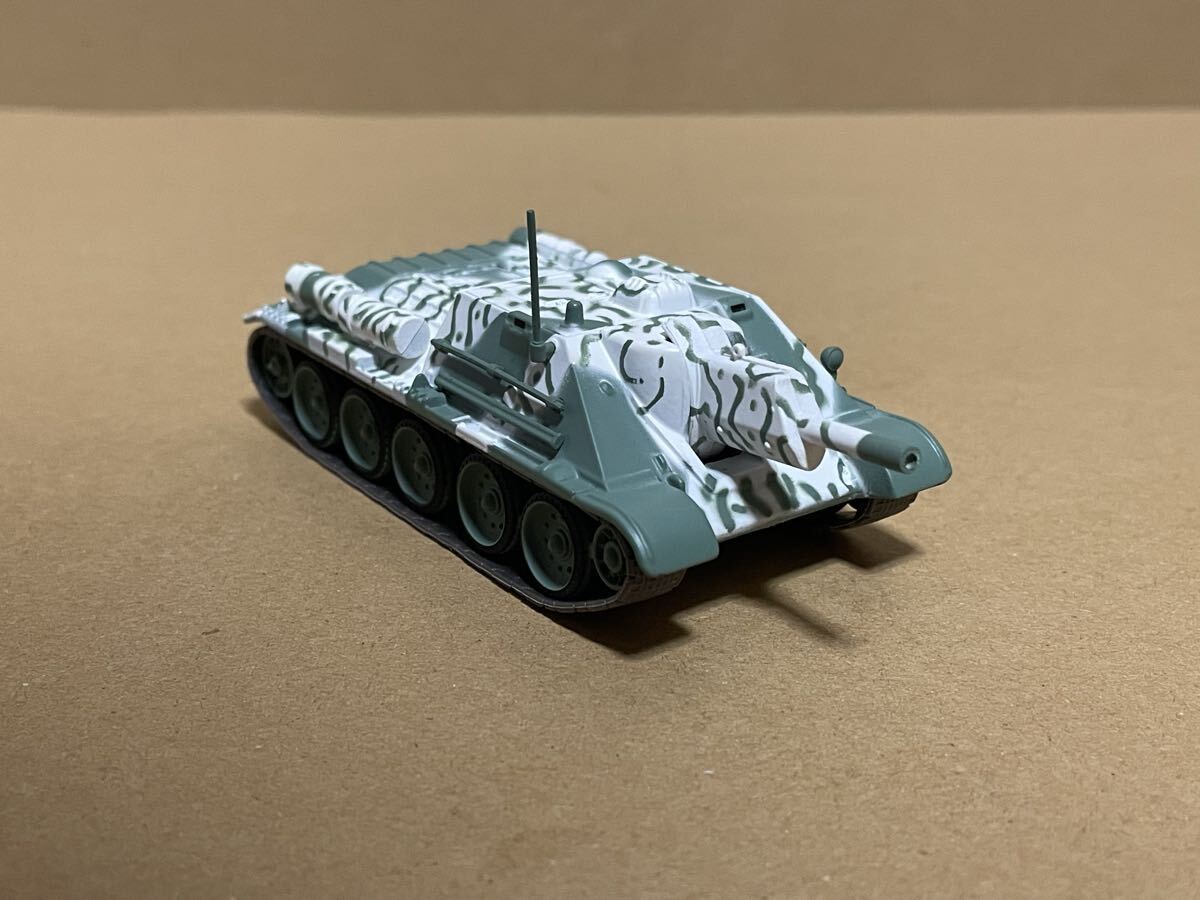 現状品(履帯の繋ぎ目が目立ちます) 日本未発売 コンバットタンクコレクション 1/72 SU-122自走砲 T-34戦車 東部戦線 1945年 送料無料 BF_画像5