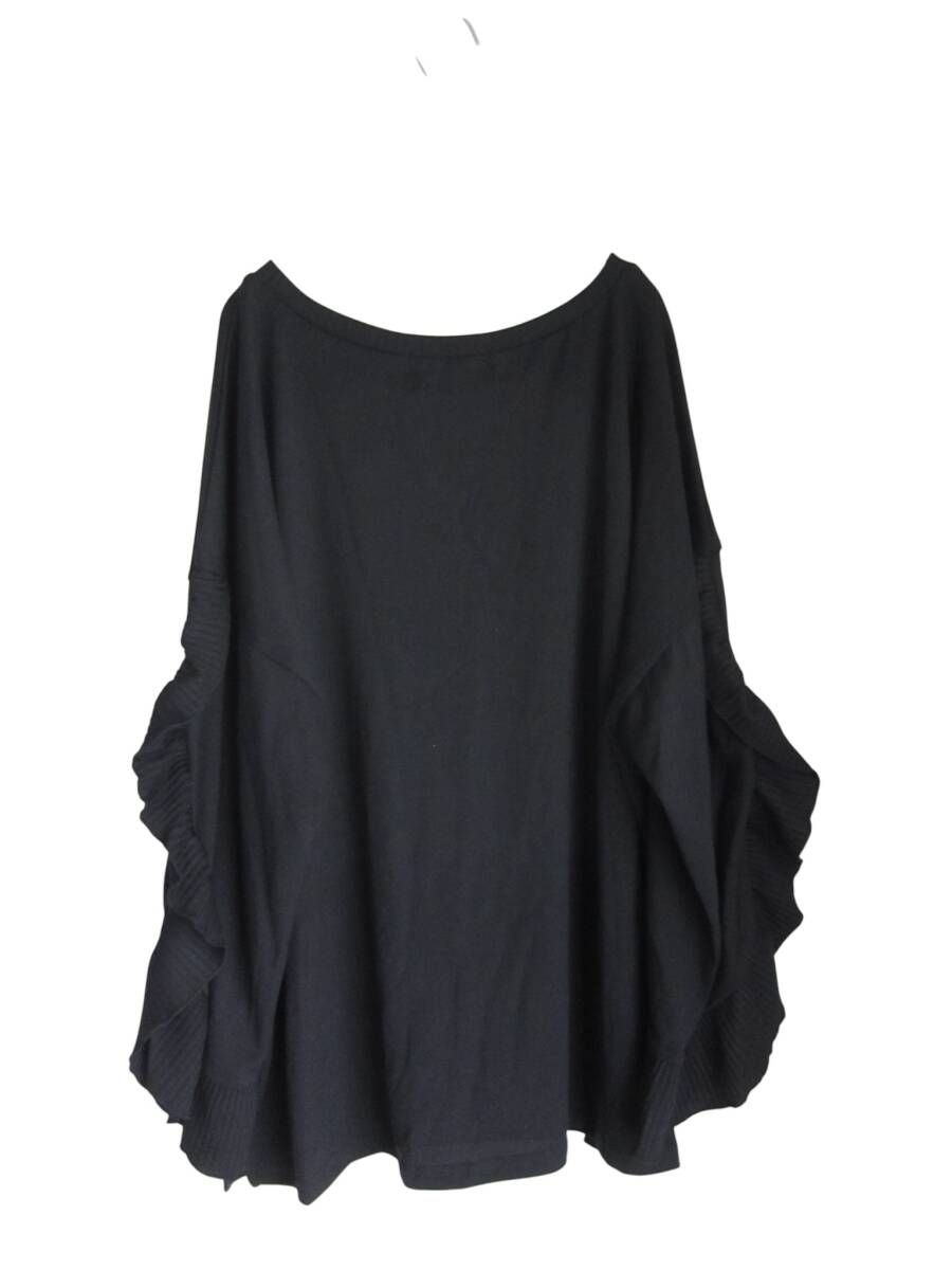 ★送料無料　W100　新品　【4L】　～5L着用可　ブラック　花刺繍　ニットソー　大きいサイズ　ゆうパケットポスト　_画像5