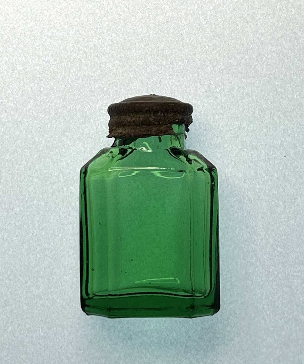 レトロびん　ヒロポン 瓶　レトロ瓶　ボトルディギング　_画像4