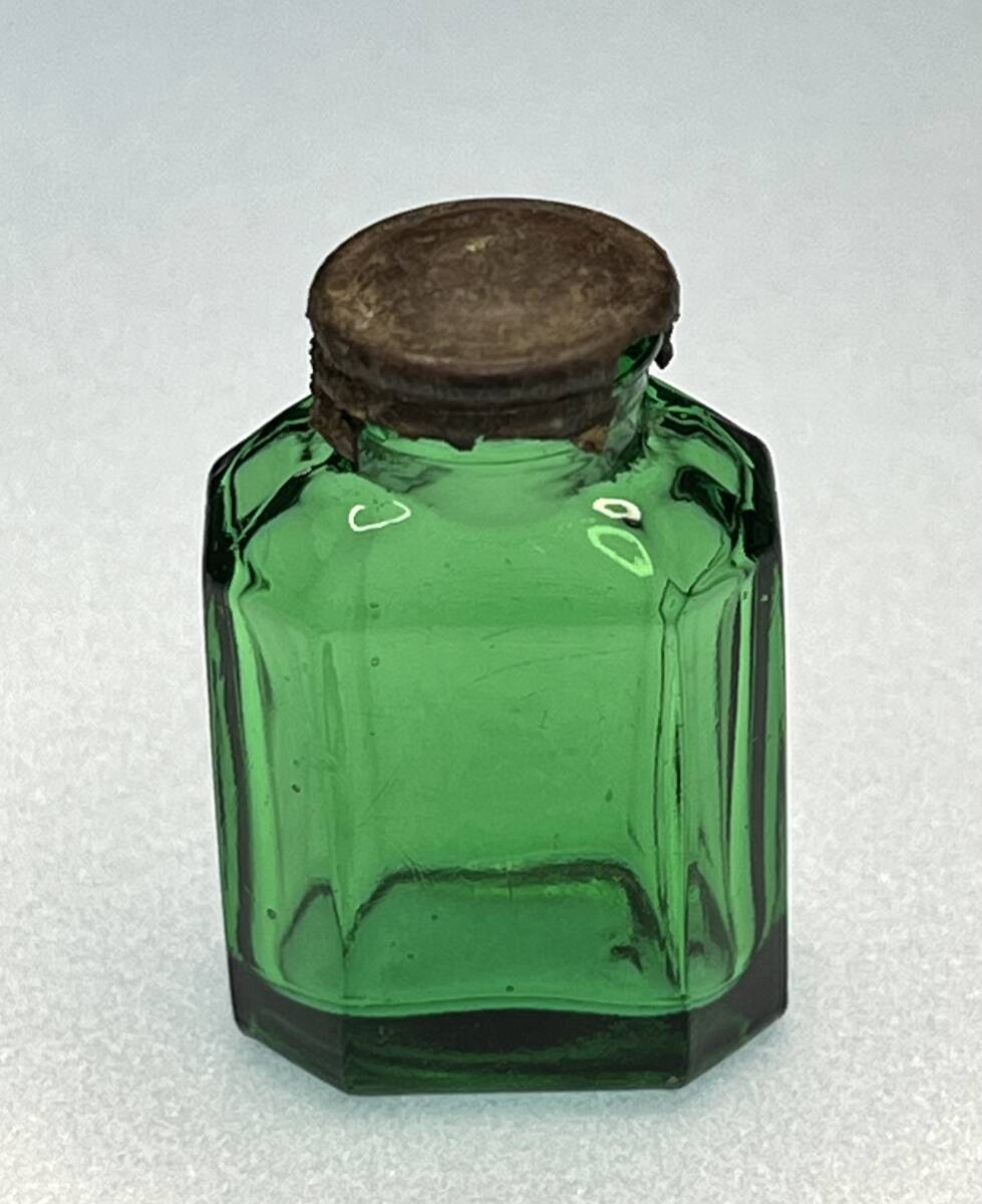 レトロびん　ヒロポン 瓶　レトロ瓶　ボトルディギング　_画像3