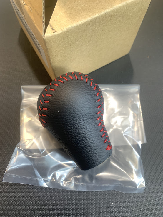 ホンダ純正用品 革巻き赤ステッチシフトノブ 未使用_画像2