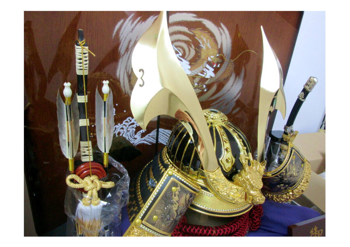 《511006》五月人形 ① / 祐月 着用兜収納飾り 龍王伊達 龍屏風 591613 ※人形店 展示品_画像3