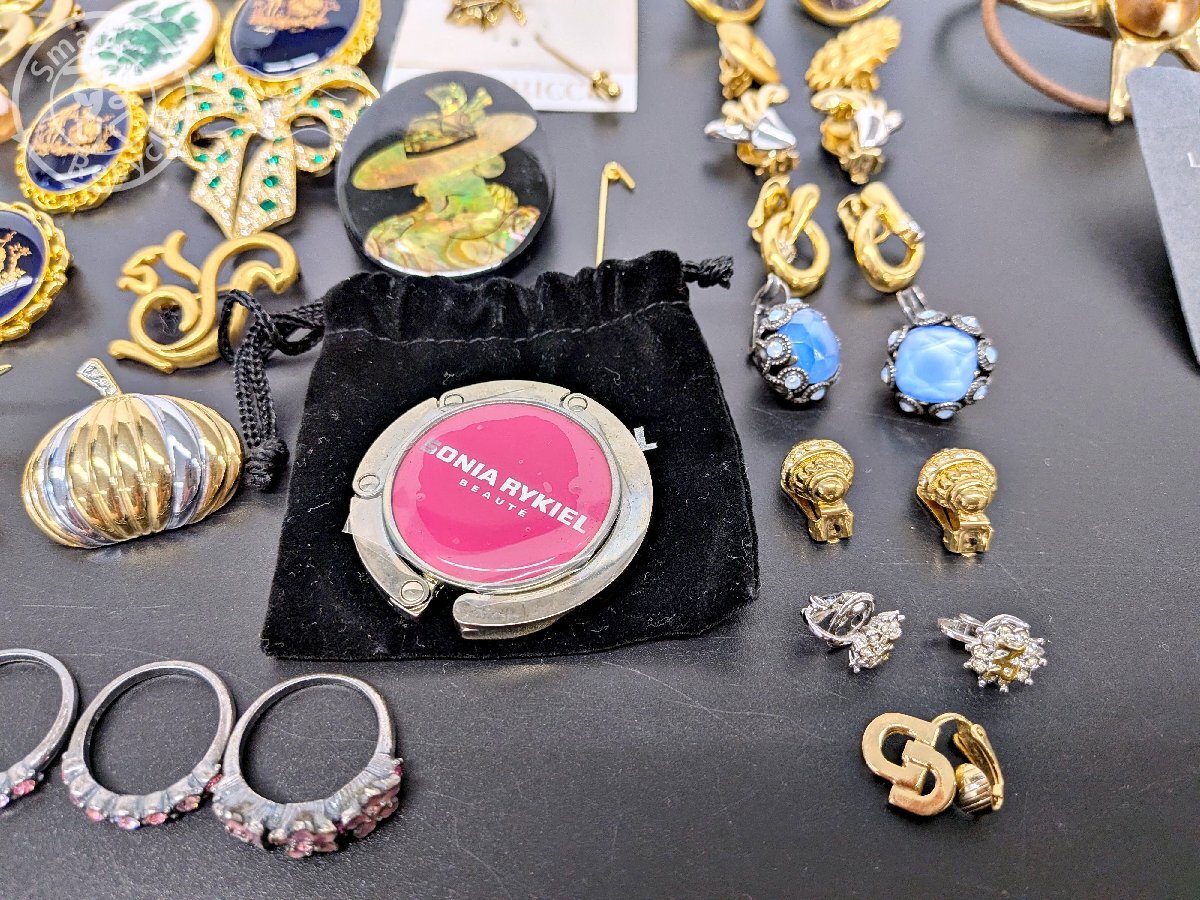 2BK0101490 * 1 иен ~! бренд аксессуары и т.п. много 40 пункт и больше продажа комплектом NINA RICCI WEDGWOOD Anna Sui др. включение в покупку не возможно б/у 