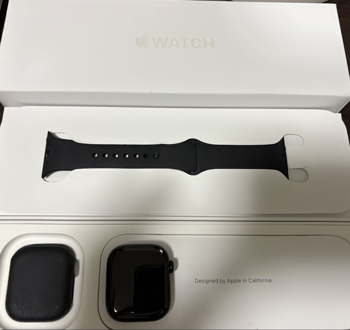 Apple Watch Series 10 42mm Jet Black Al Black SB S/M GPS аккумулятор осталось количество 98%