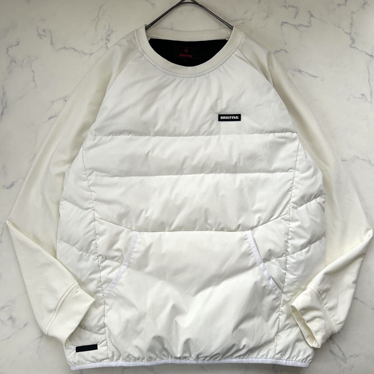 極美品 希少XLサイズ BRIEFING ブリーフィング メンズ 2022年モデル ダウン プルオーバー タイオン ジャケット ホワイト 極暖 ゴルフ 蓄熱 _画像1