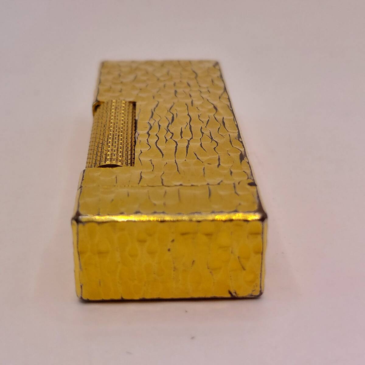 dunhill ダンヒル ガスライターMADE IN SWITZERLAND ゴールド カラー 喫煙具 喫煙グッズ (10865)_画像5