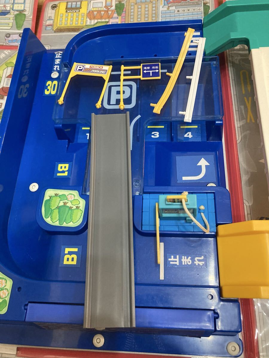 トミカ つながるおでかけ立体マップ DXおでかけ立体マップ 2点セット タカラトミー_画像3