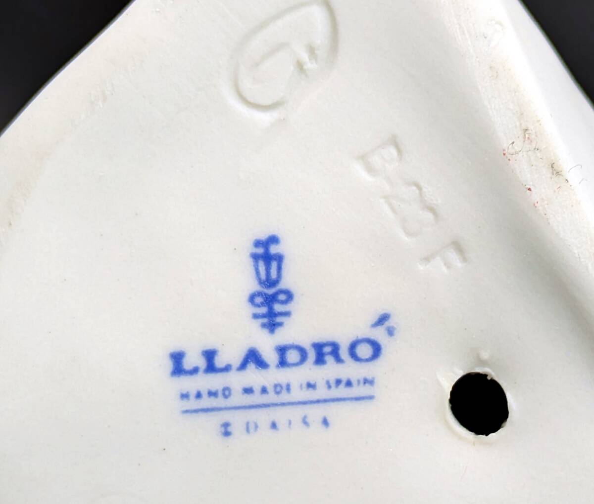 ●LLADRO リヤドロ●キスをする少年 フィギュリン 置物 陶器人形_画像9