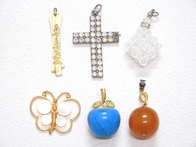 2511-0069●宝市/ラインストーン他/ブローチ/イヤリング/ネックレストップ等/36点組/色々/まとめて(梱包サイズ60)_画像8