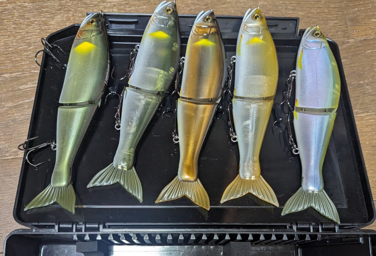 ほぼ未使用　　GANCRAFT　ルアースカル　JK BOX ＃01 ブラック/ブラック　ジョインテッドクロー178 5本入　ガンクラフト　邪鮎のみ使用_画像2