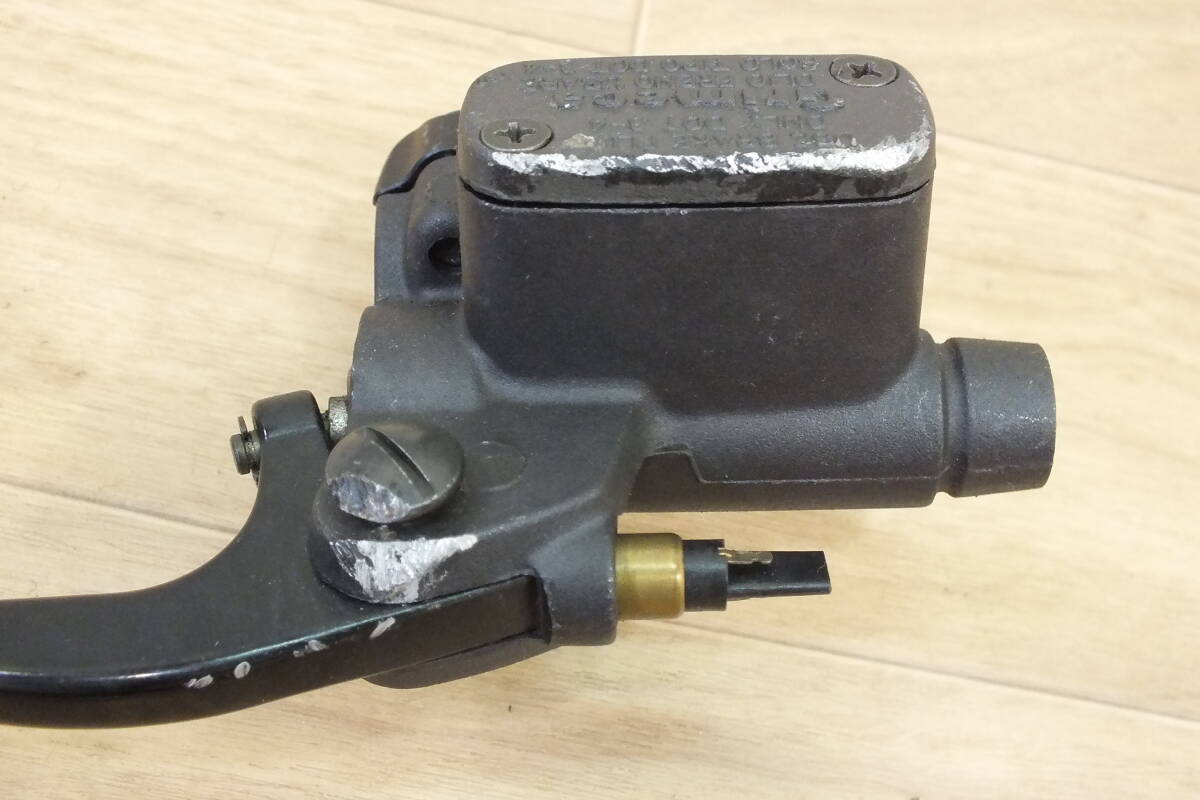 ★ スポスタ使用Grimeca　グリメカ フロントブレーキマスター 削れ有り XLH XL883/XL1200　ボバー_画像2